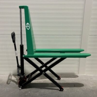 85e6a3a3-86aa-4c5d-a8ba-0c93e1cb23a11e