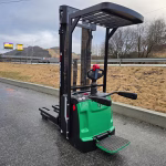 a79d207e-f66e-4041-aea4-88b6656b183b